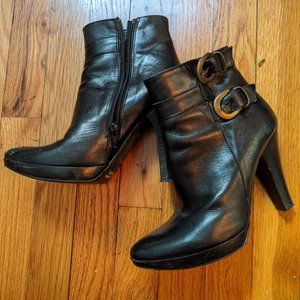 Charles David Black Leather Bootie, sz 37, 6.5